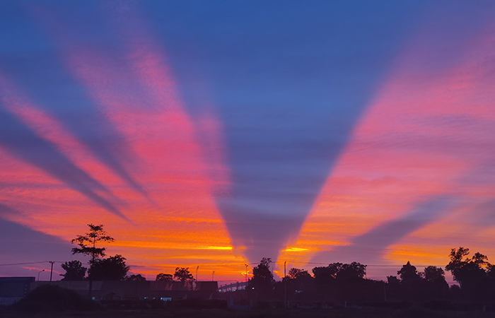 1638435608758745.jpg 小圖落日余暉3攝影直六劉玉波.jpg